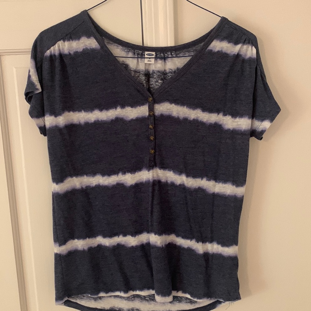 Old Navy short sleeve tie dye shirt- navy and white size XS.